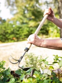 Gardener's Lifetime Raised Bed Cultivator -Garden Supply Store 8587960 3527 tif