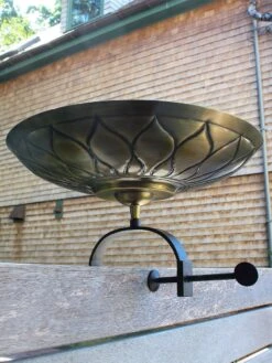 Achla Designs African Daisy Birdbath With Over-the-Rail Bracket -Garden Supply Store 8609295 02v