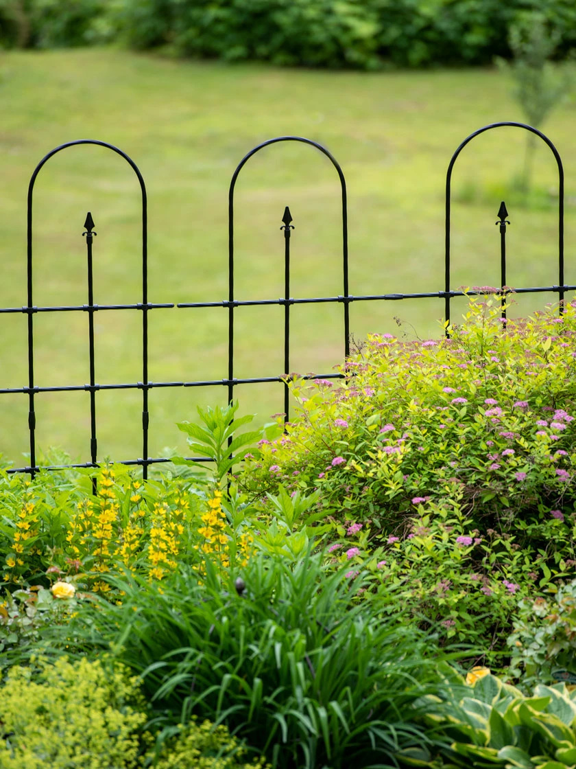 Carlisle Garden Border Panel 4 Carlisle Garden Border Panel - Image 2